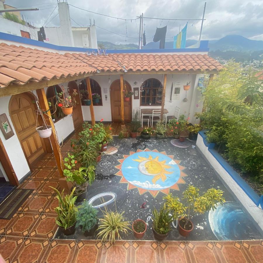Hostal Chasqui Otavalo Exterior foto
