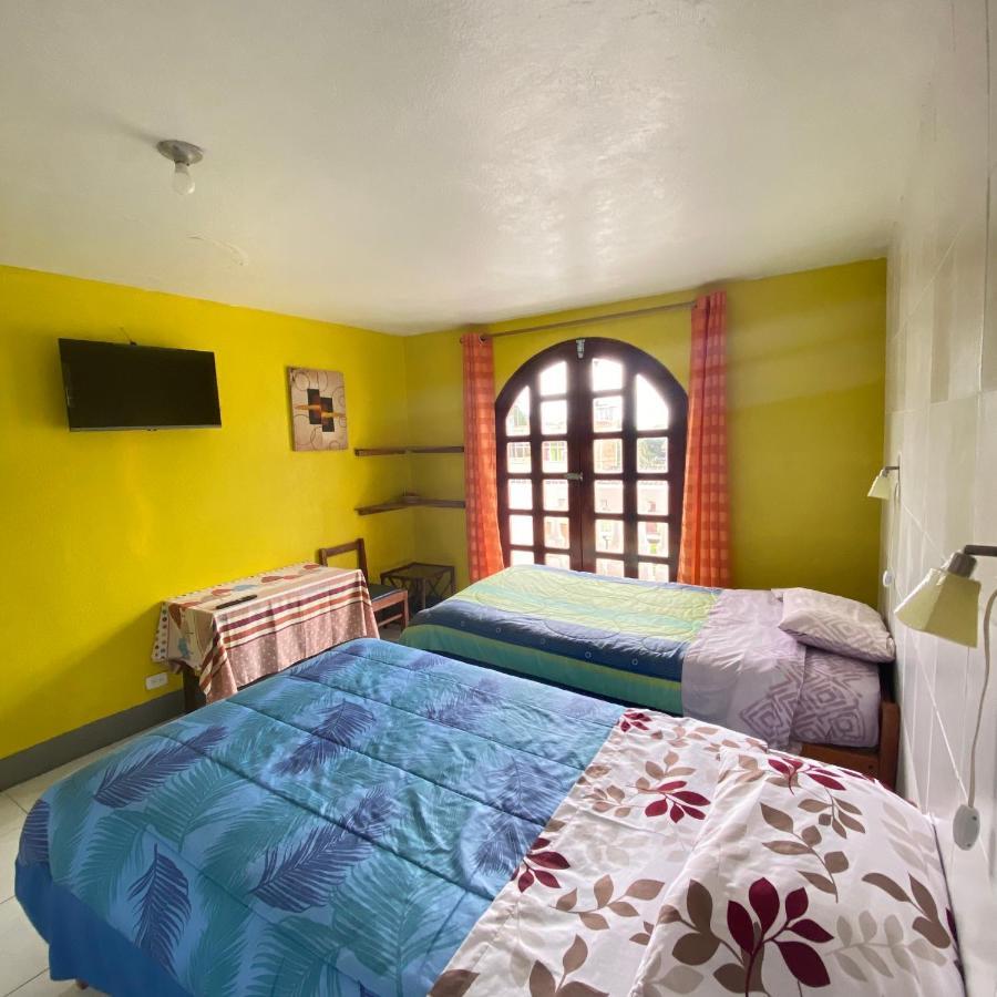 Hostal Chasqui Otavalo Exterior foto